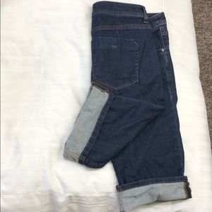 Tommy Bahama women denim Bermuda style shorts jean